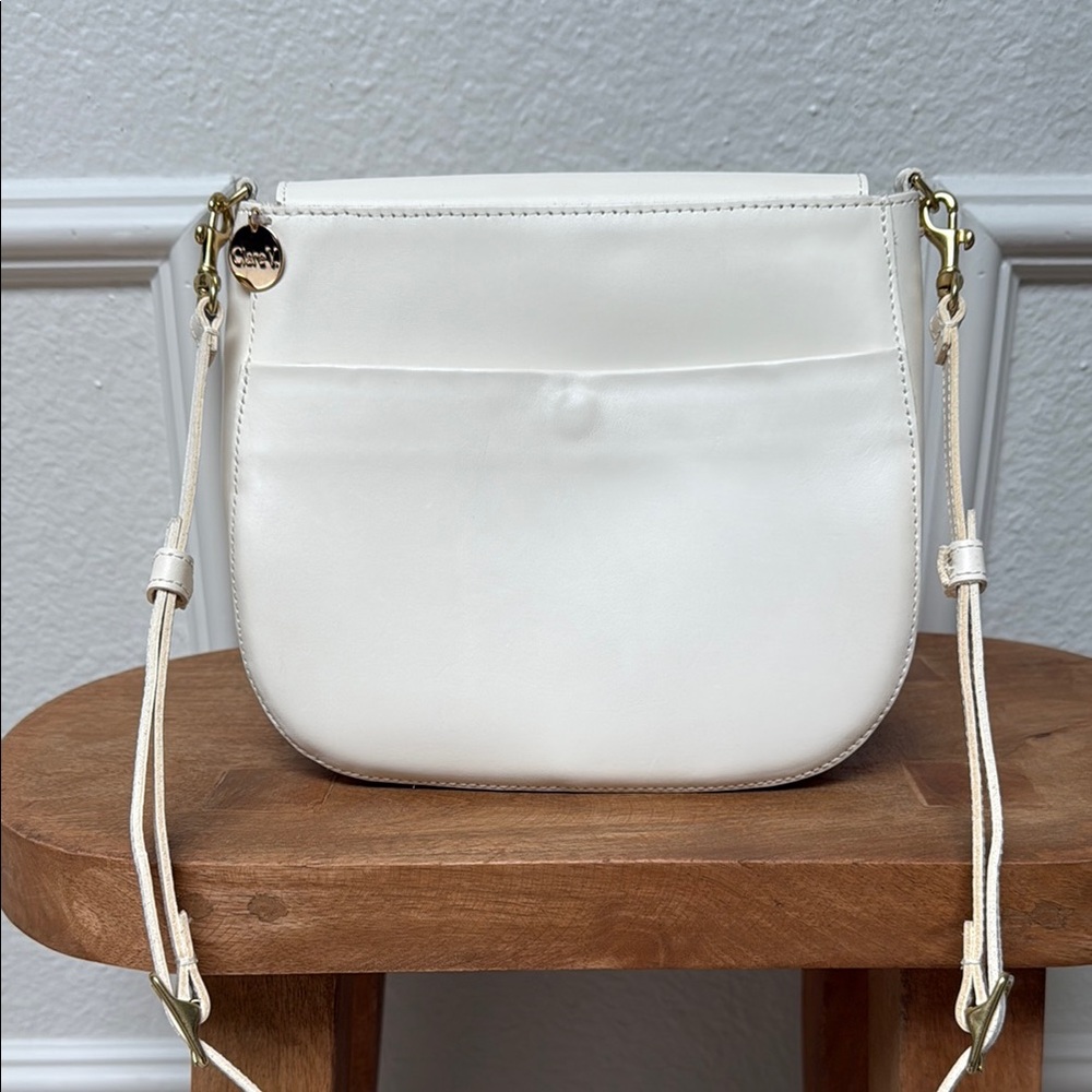 Clare V. Turnlock Louis - Picture 2 of 8